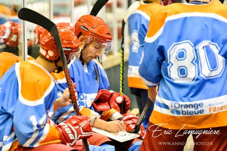 hockey sur glace tournoi orange bleue__ELA6711